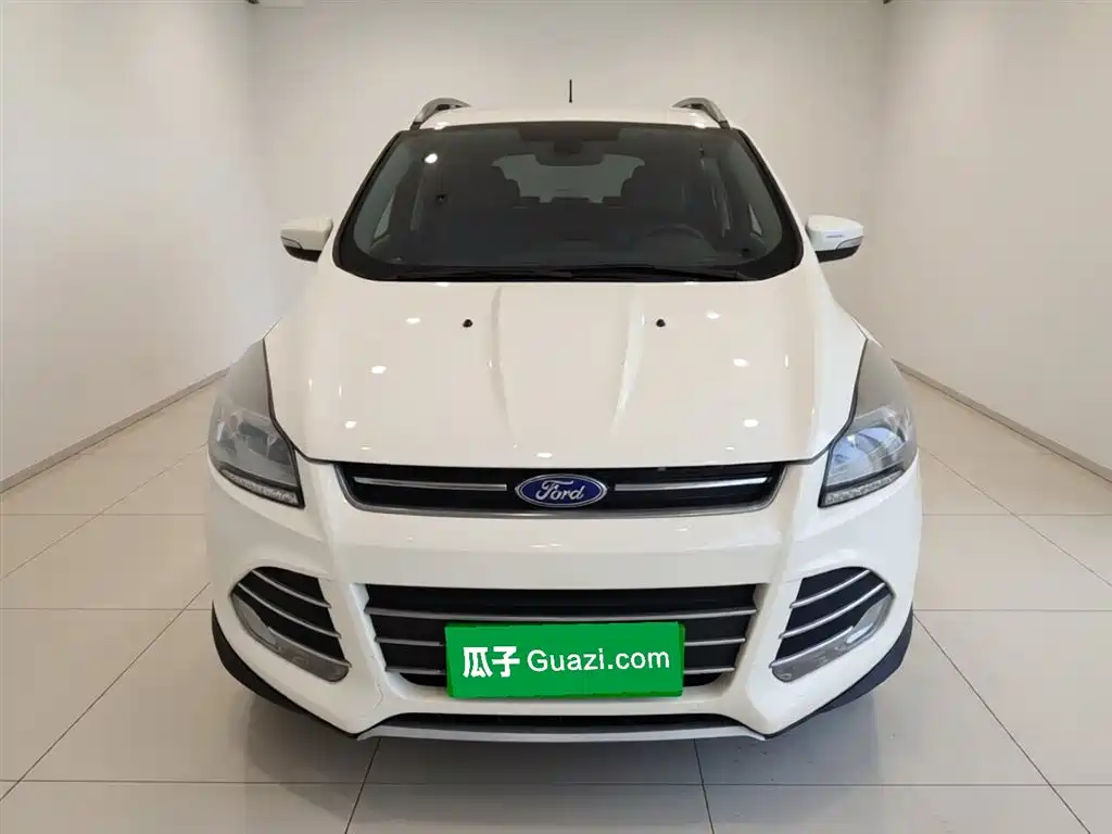 Kuga 1.5 L GTDi 4 WD Elite