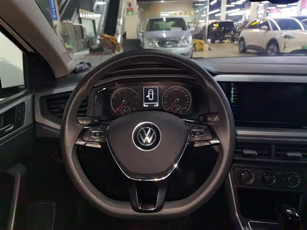 Polo Plus 1.5 L Auto Panoramic Pleasure