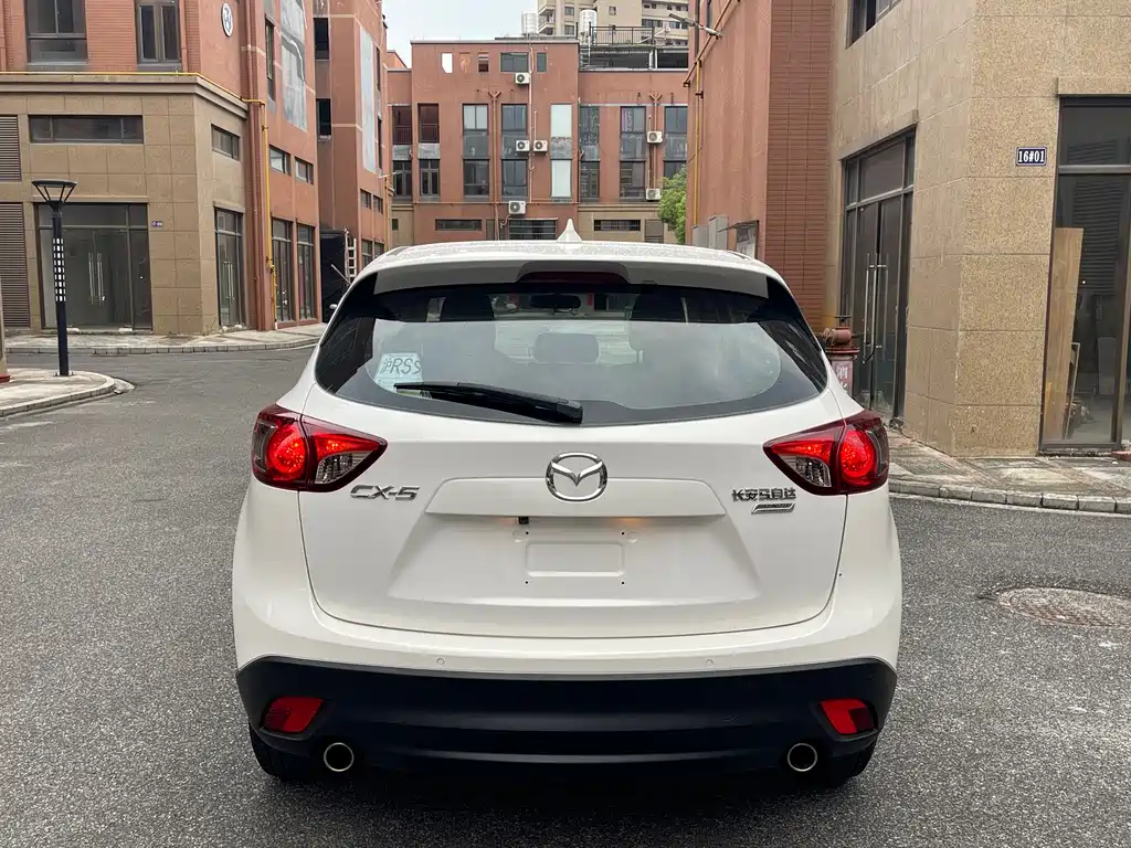 Mazda CX-5 2.0 L Auto 2 WD Urban