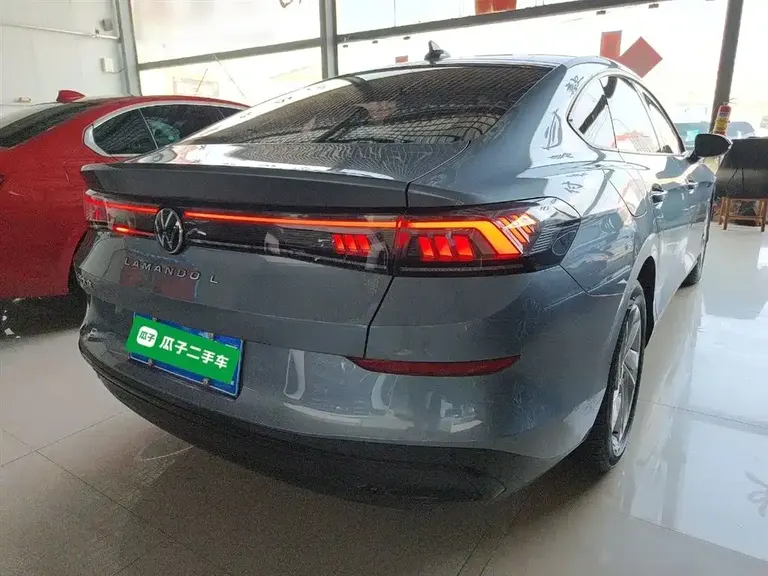 Volkswagen Lamando Lamando L 280 TSI DSG Dazzle Hot