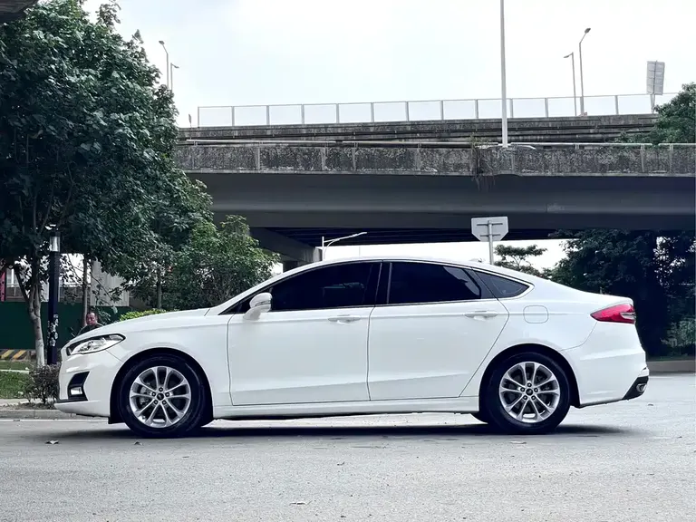 Ford Mondeo EcoBoost 180 Fashion