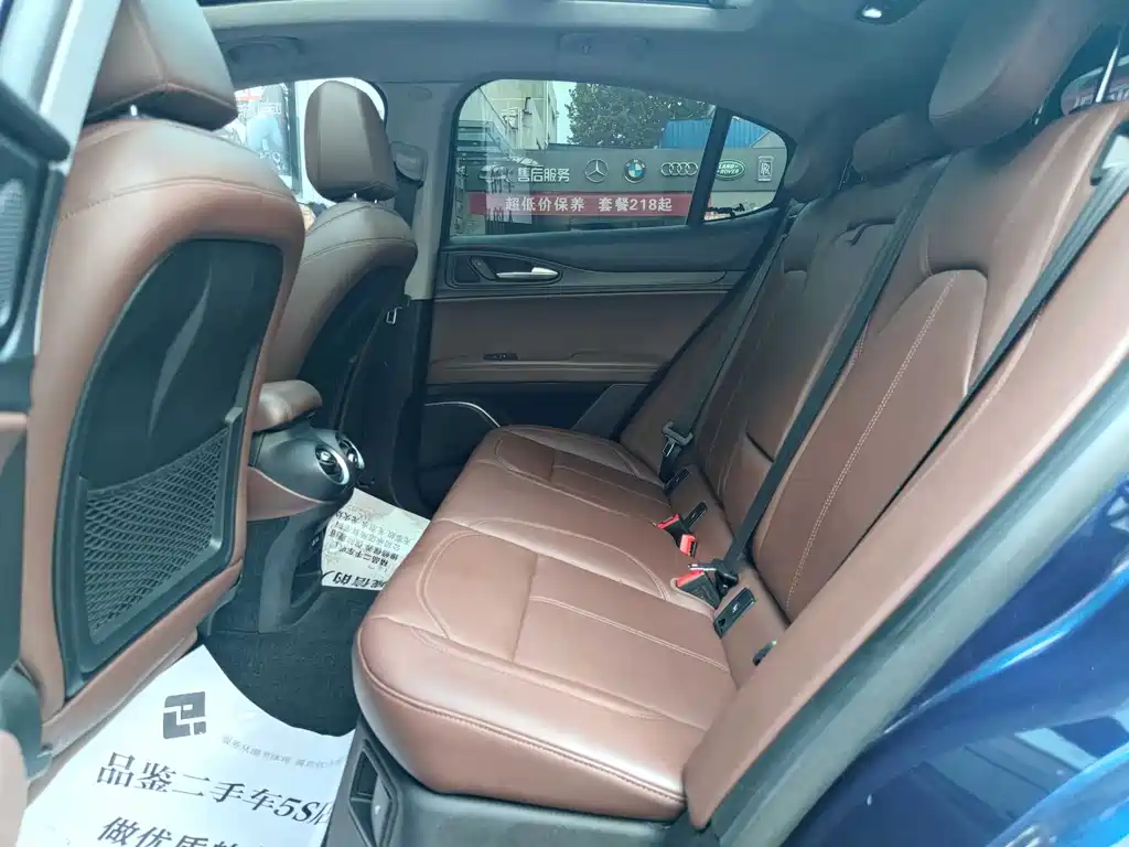 Stelvio 2.0 T 200 HP Luxury