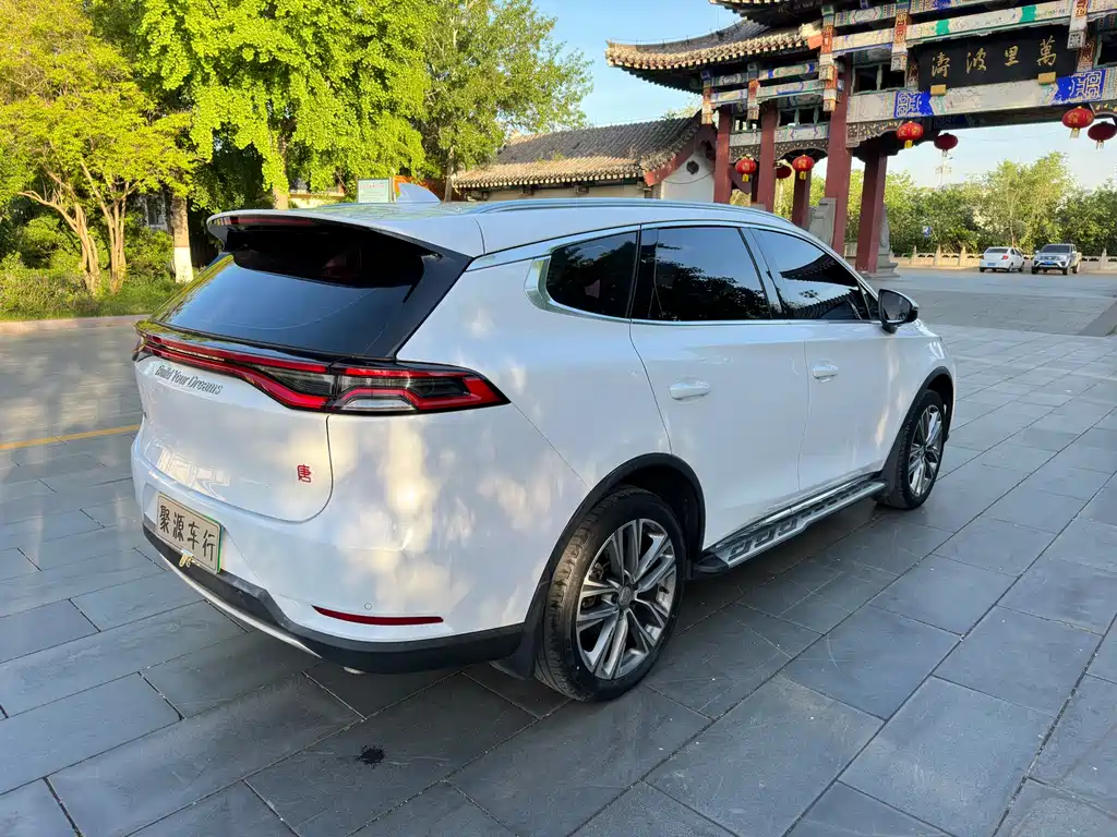 Tang 2.0 T Auto Connected Honored 7-seat CN-VI