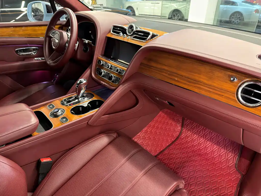 Bentayga 4.0 T V8