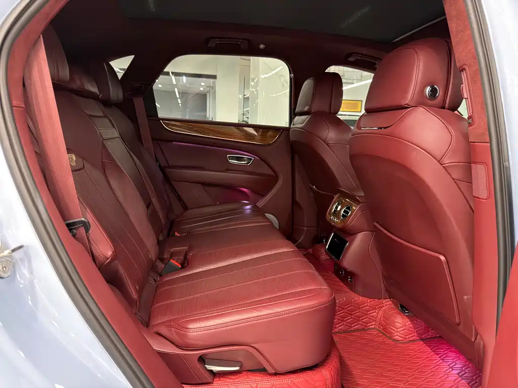 Bentayga 4.0 T V8
