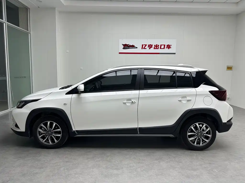 YARiS L Zhixuan Zhixuan X 1.5 L CVT Luxury