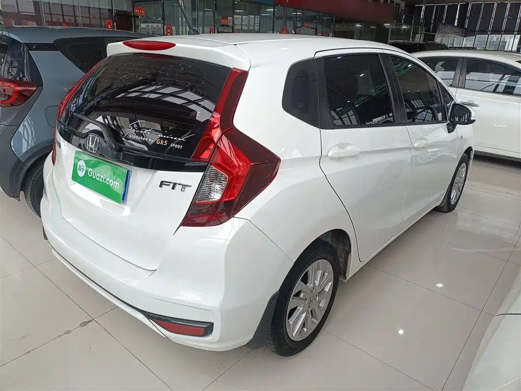 Fit 1.5 L CVT Comfort Sunroof