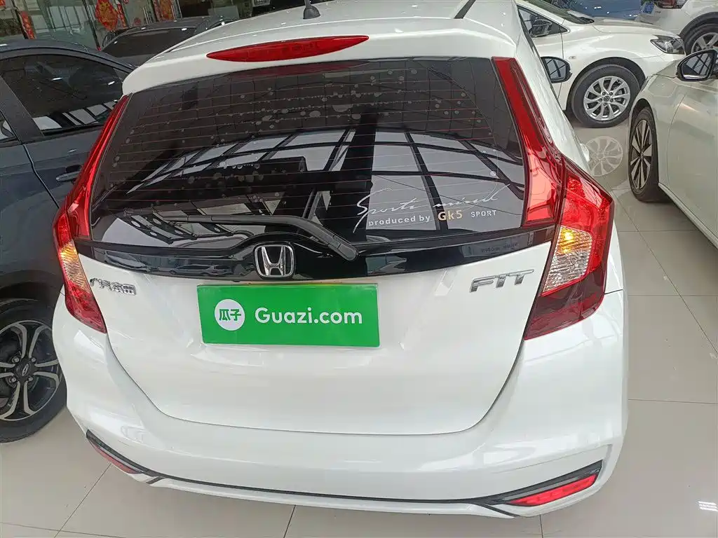 Fit 1.5 L CVT Comfort Sunroof
