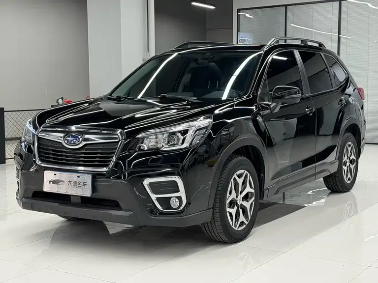 Subaru Forester 2.0 i Luxury
