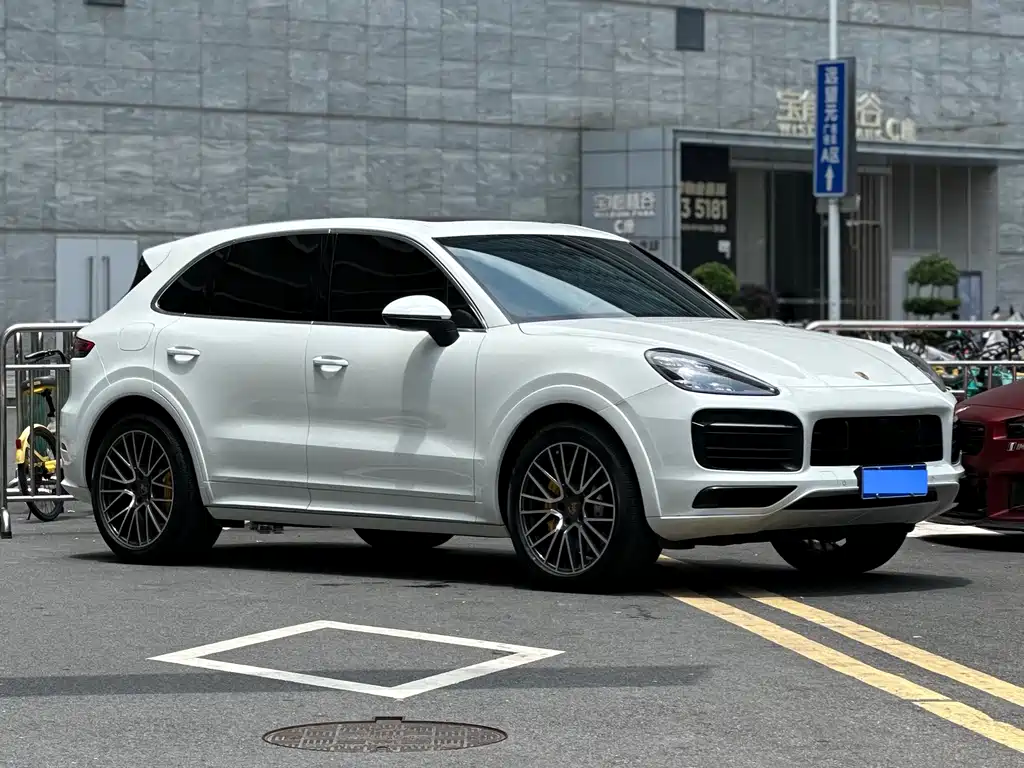 Cayenne Cayenne S 2.9 T