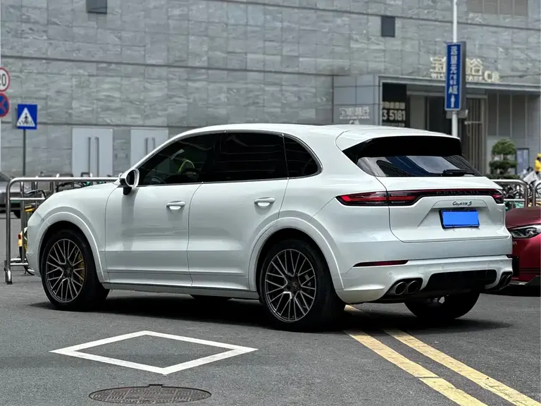 Porsche Cayenne Cayenne S 2.9 T