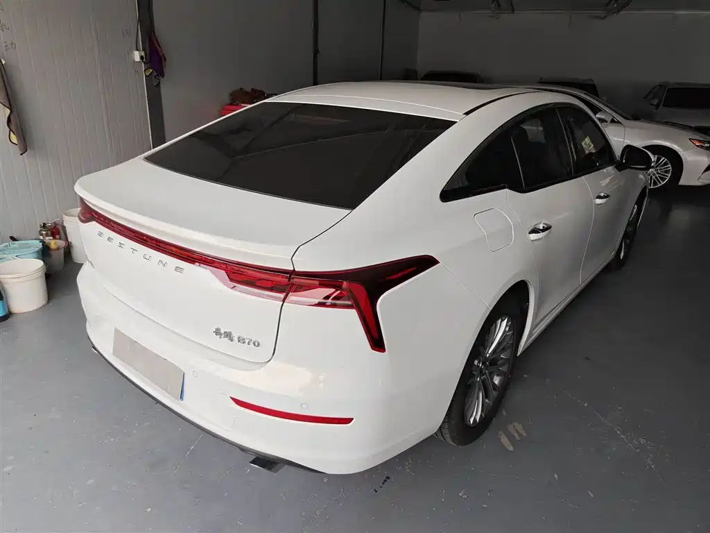 Besturn B70 Dragon Shine 1.5 T Enjoyment