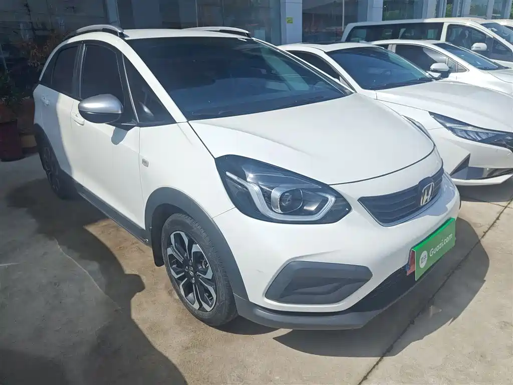 Fit 1.5 L CVT Trend Cross
