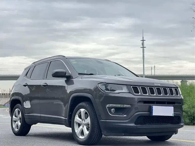 Jeep Compass 220 T Auto Elite