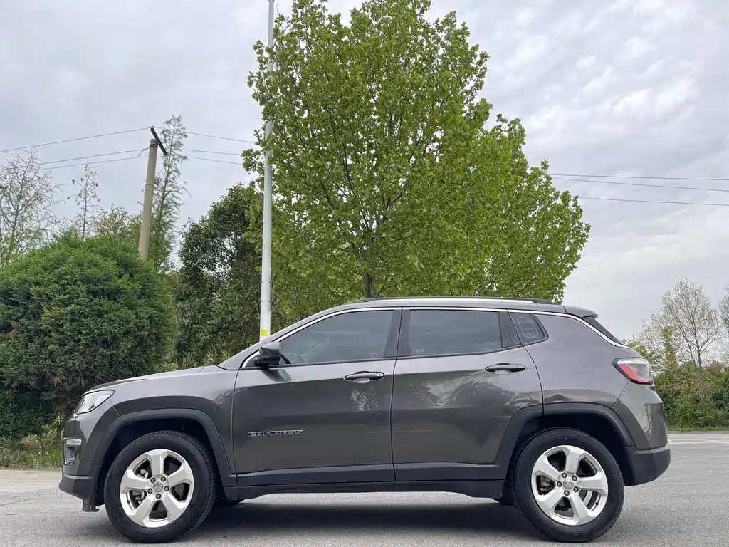 Compass 220 T Auto Elite