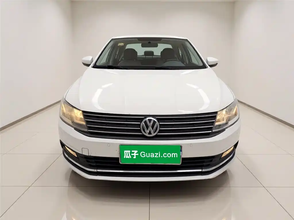 Lavida 1.6 L Auto Comfort