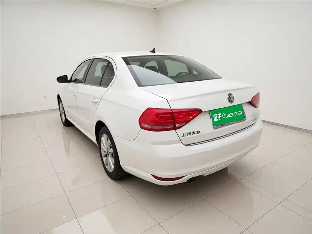 Lavida 1.6 L Auto Comfort