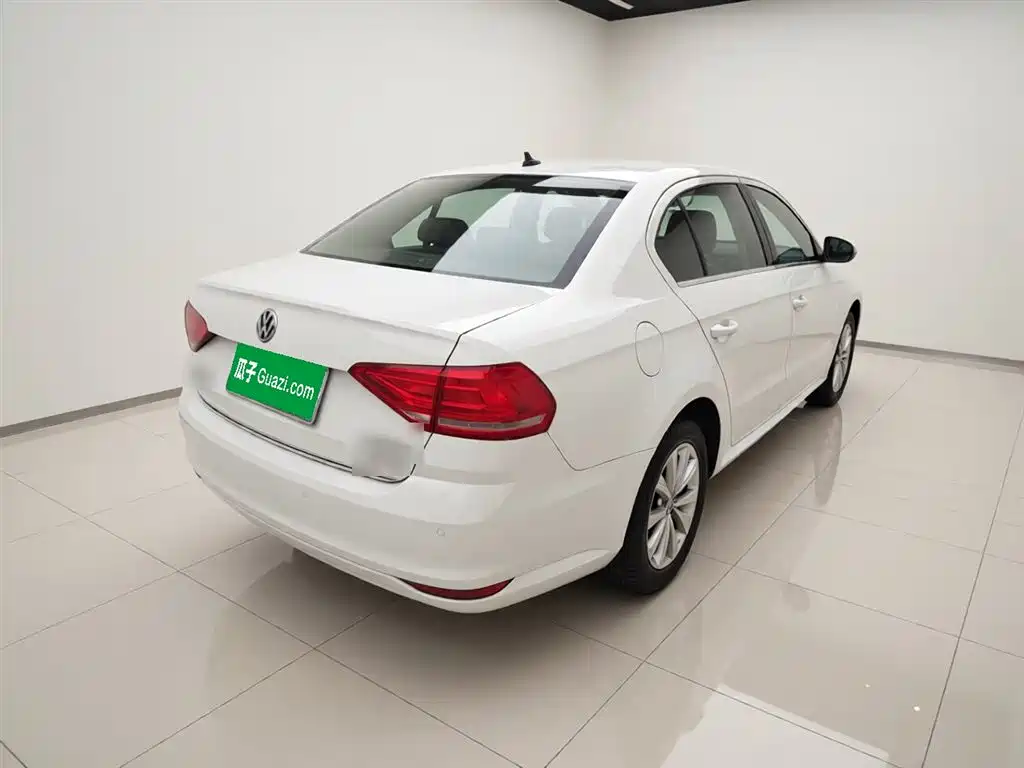 Lavida 1.6 L Auto Comfort