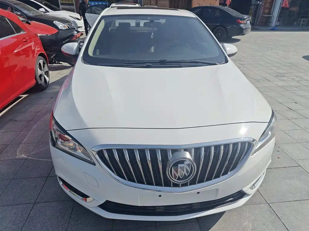 Verano Sedan 15 S Auto Progressive