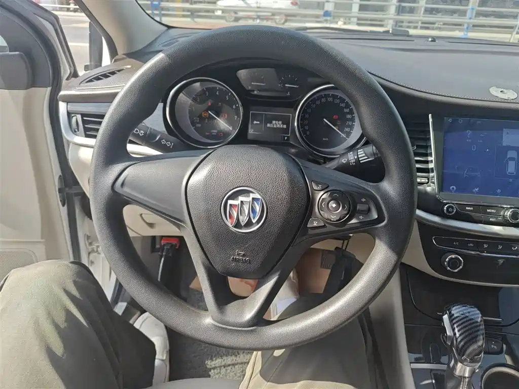 Verano Sedan 15 S Auto Progressive
