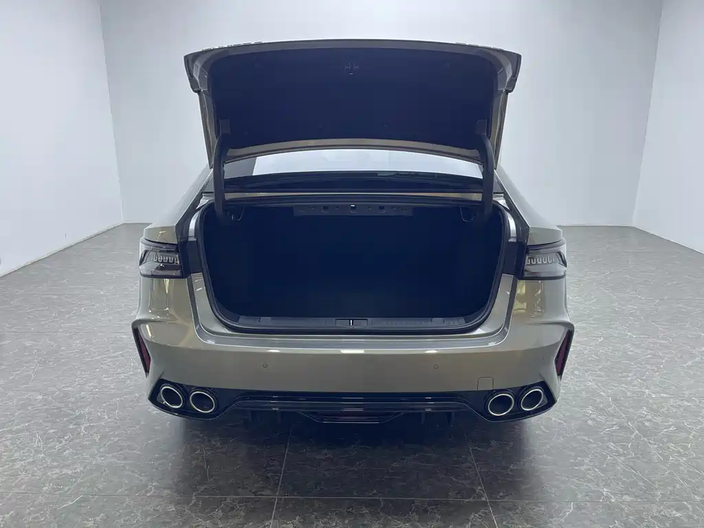 Arrizo 8 1.6 T DCT Smart