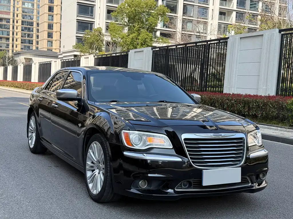 Chrysler 300 C (Import) 3.6 L Premium
