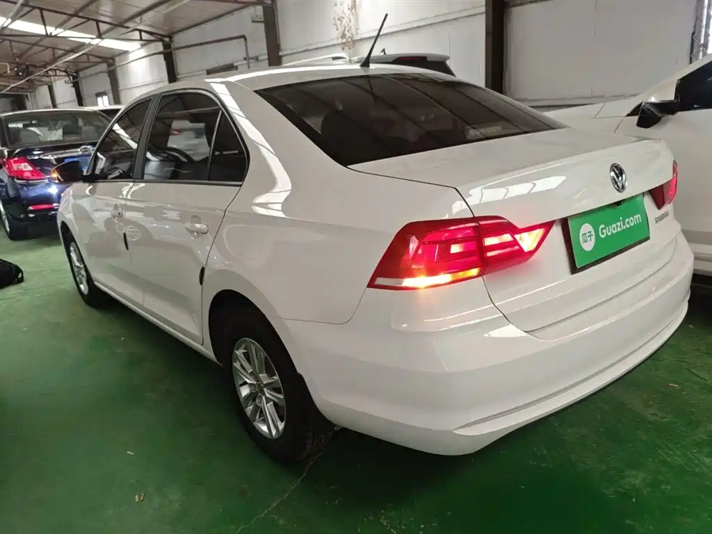 Santana 1.5 L Auto Style