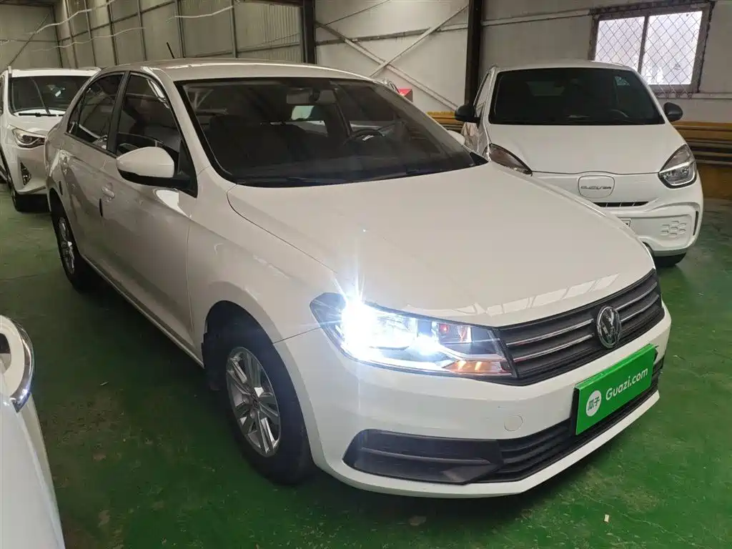 Santana 1.5 L Auto Style