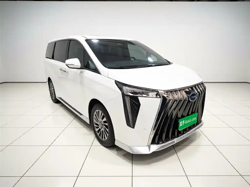 GAC Trumpchi M8 Grandmaster Series Dual Engine Flagship