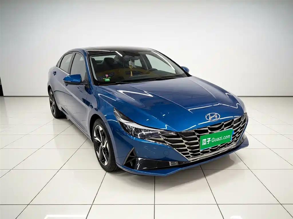 Elantra 1.5 L CVT LUX Distinguished