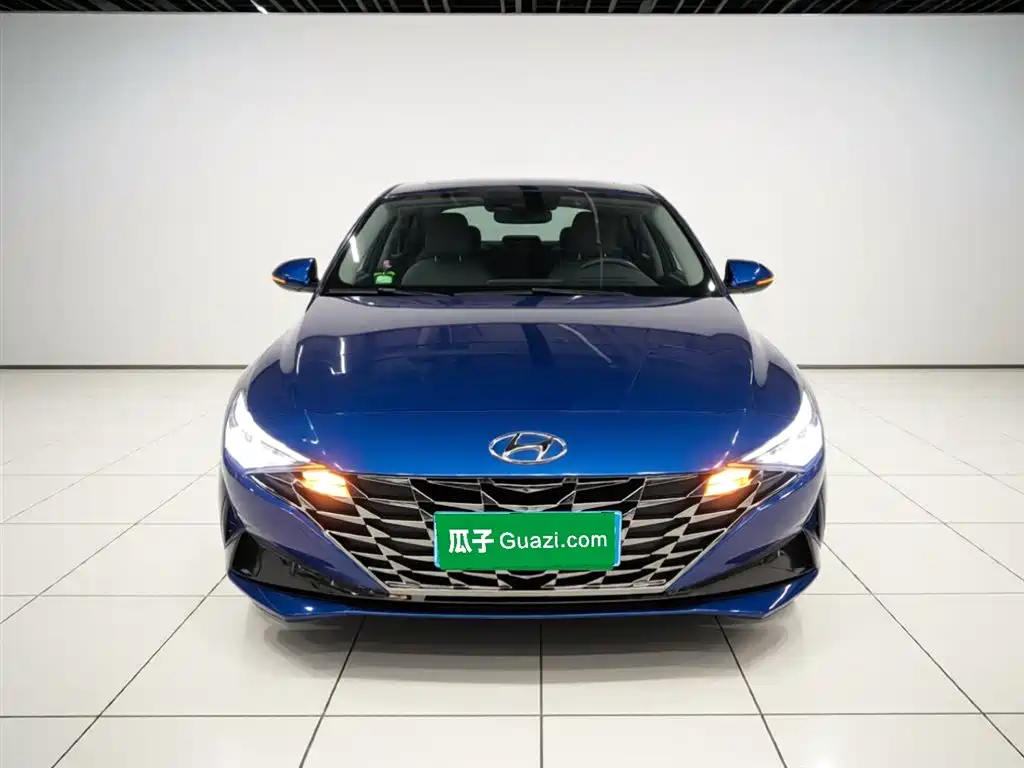 Elantra 1.5 L CVT LUX Distinguished