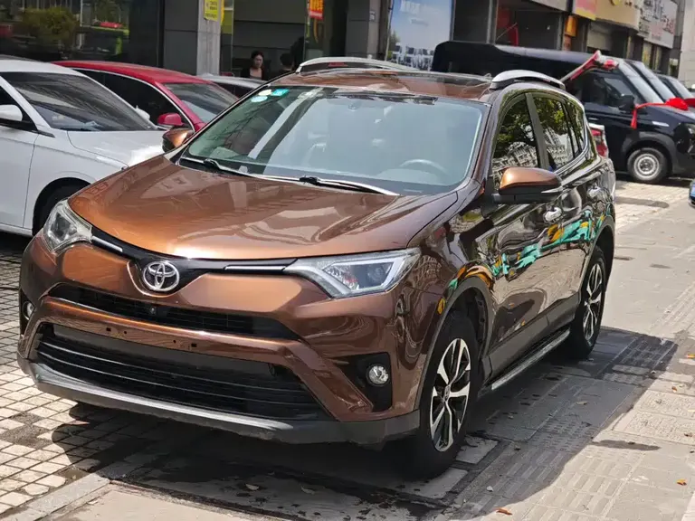 Toyota RAV4 2.0 L CVT 2 WD Style CN-V
