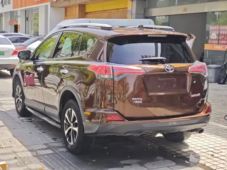 Toyota RAV4 2.0 L CVT 2 WD Style CN-V