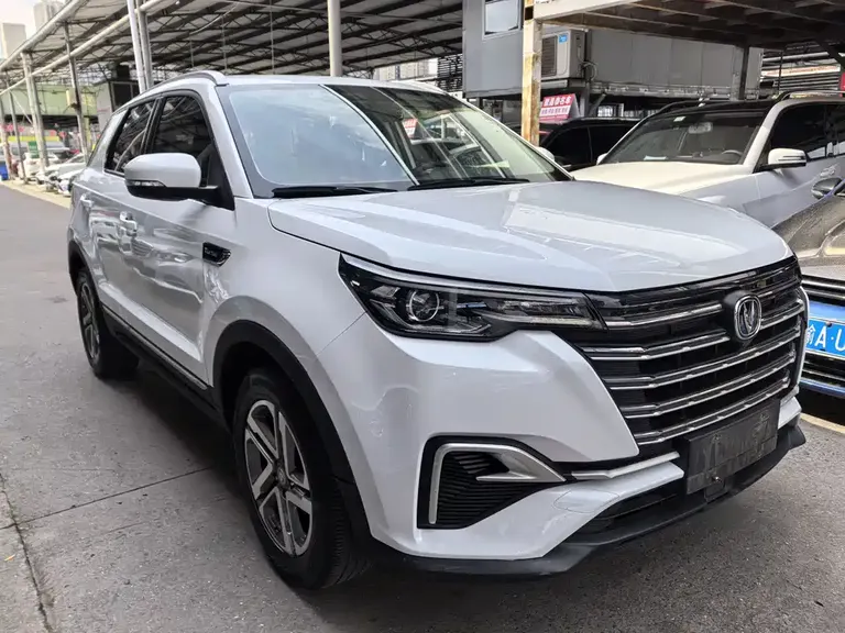 Changan CS55 PLUS 1.5 T Auto Vivid Color