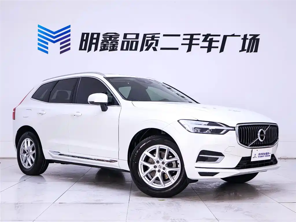 Volvo XC60 T5 4 WD Smart Ease Luxury