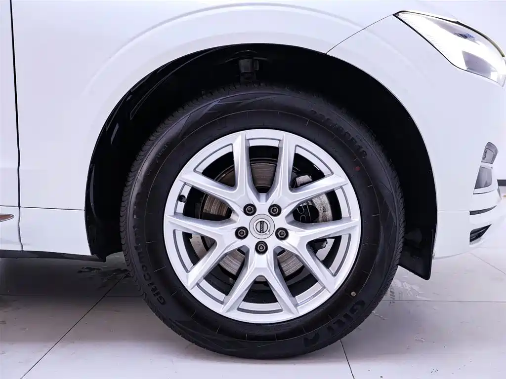 Volvo XC60 T5 4 WD Smart Ease Luxury