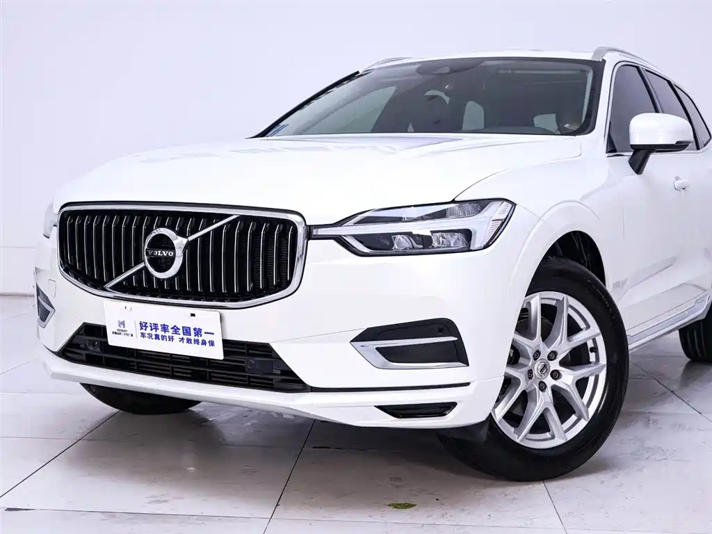 Volvo XC60 T5 4 WD Smart Ease Luxury