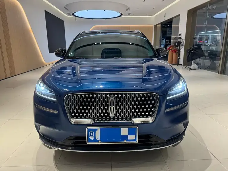 Lincoln Corsair 2.0 T 2 WD Premium
