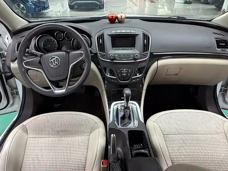 Regal 2.0 L Leading Fashion