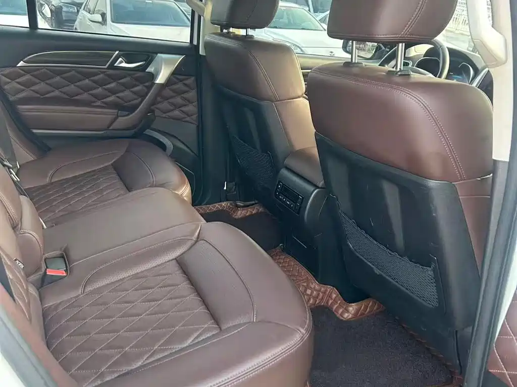Haval H9 2.0 T Gasoline 4 WD Smart Enjoyment 5-seat