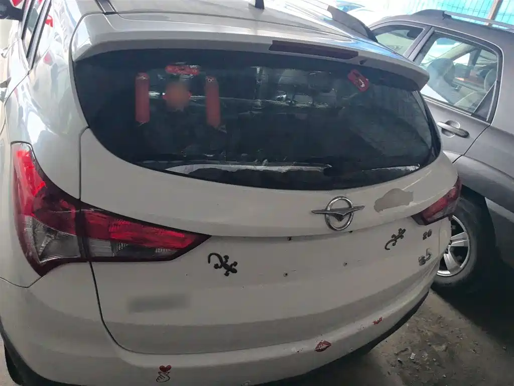 Haima S5 海马S5 2015款 1.6 L 手动豪华型天窗版