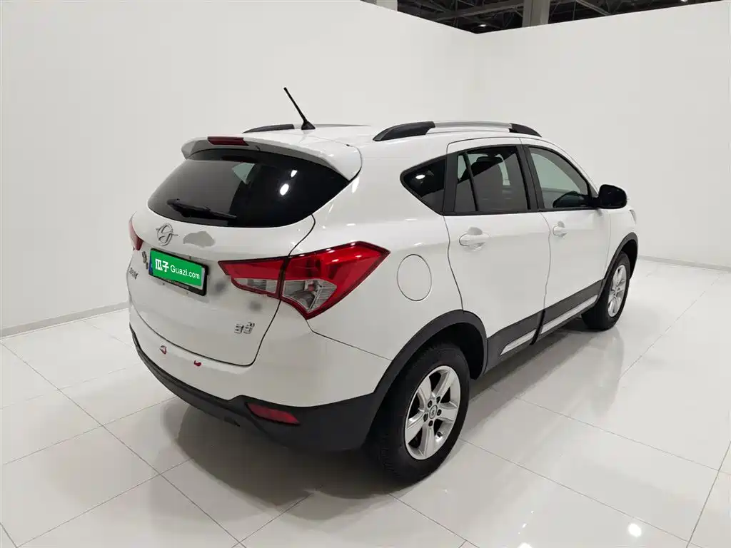 Haima S5 海马S5 2015款 1.6 L 手动豪华型天窗版