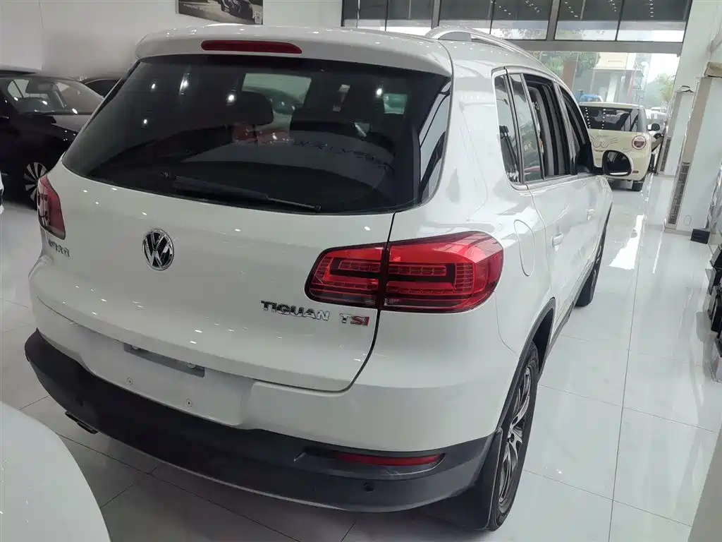 Tiguan 1.8 TSI Auto 2 WD Luxury