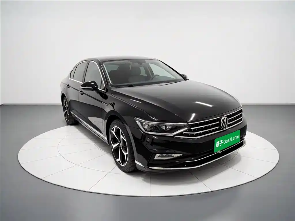 Magotan 200 10 K Commemorative 280 TSI DSG Leading
