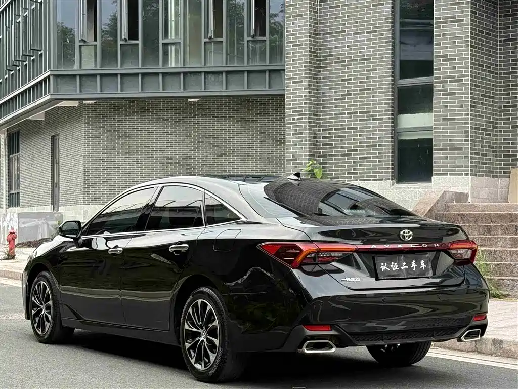 Avalon 2.0 L Luxury