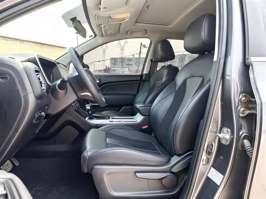 GAC Trumpchi GS3 传祺GS3 2021款 POWER 270 T 自动劲爽版