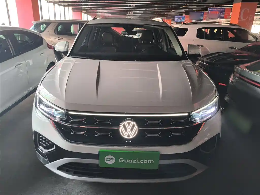 Tayron 300 TSI 2 WD Luxury Plus Advanced