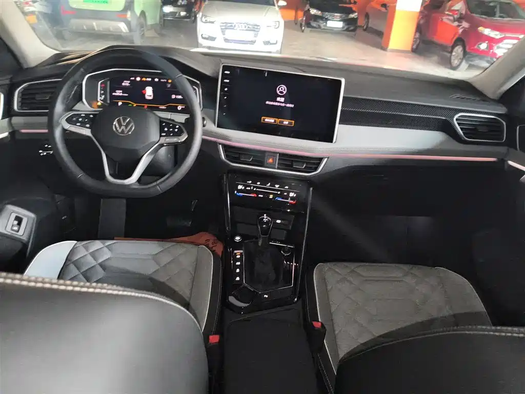 Tayron 300 TSI 2 WD Luxury Plus Advanced