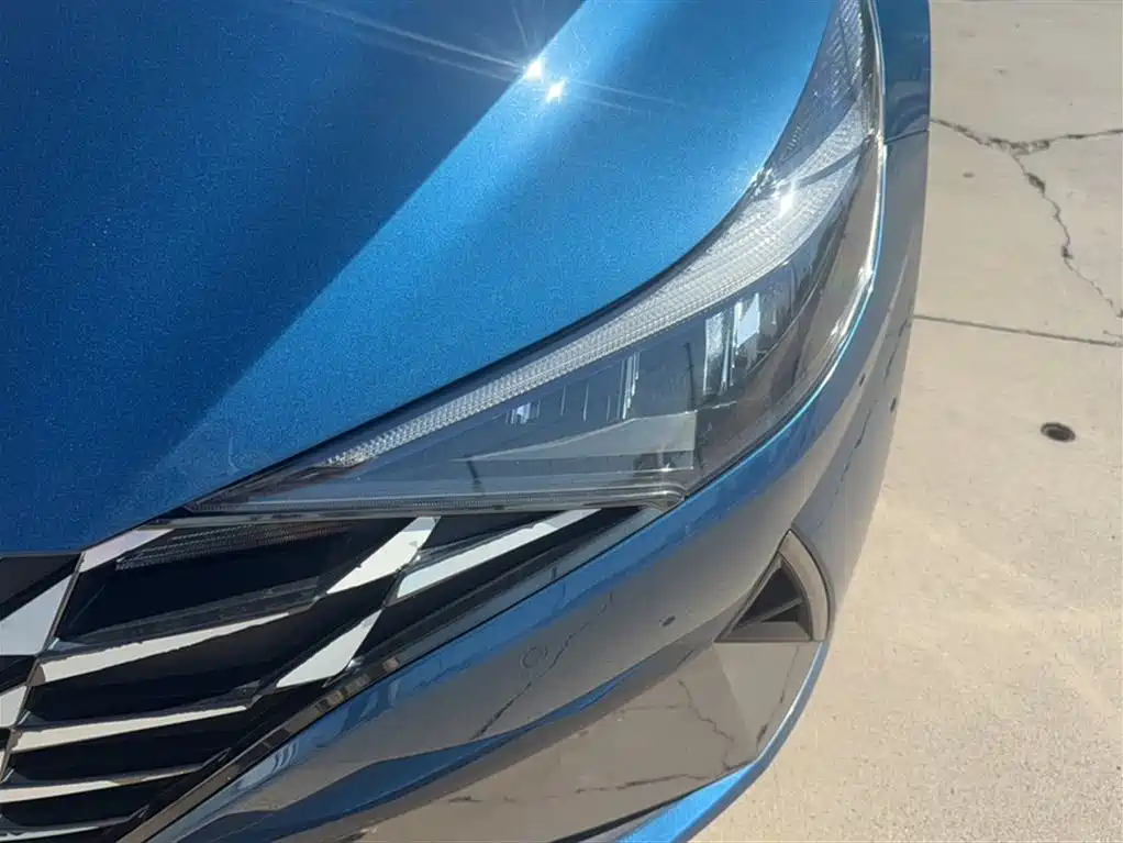 Elantra 1.5 L CVT LUX Distinguished