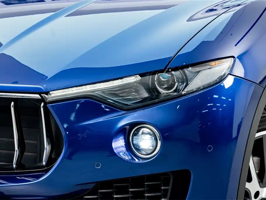 Levante 3.0 T Standard